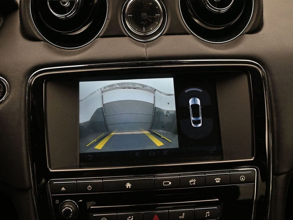 2016 Jaguar XJ XJL Portfolio