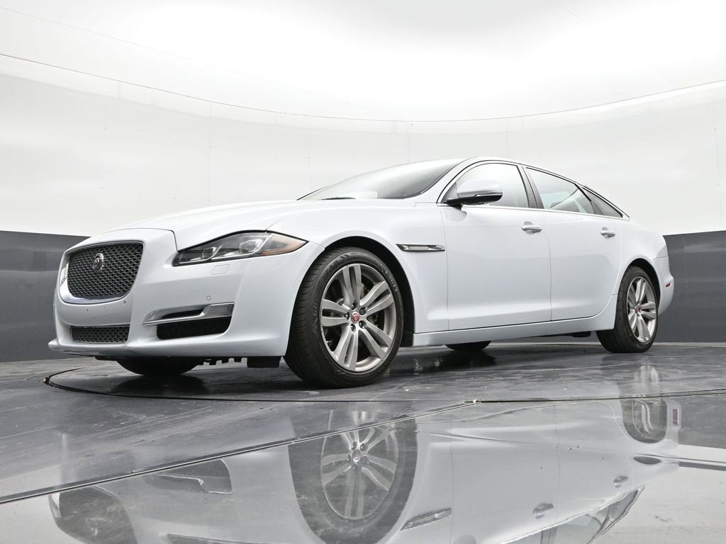 2016 Jaguar XJ XJL Portfolio