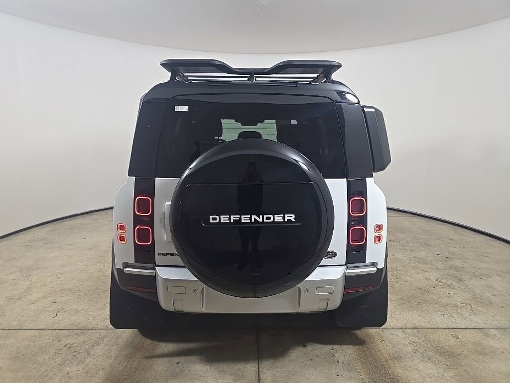 2023 Land Rover Defender S