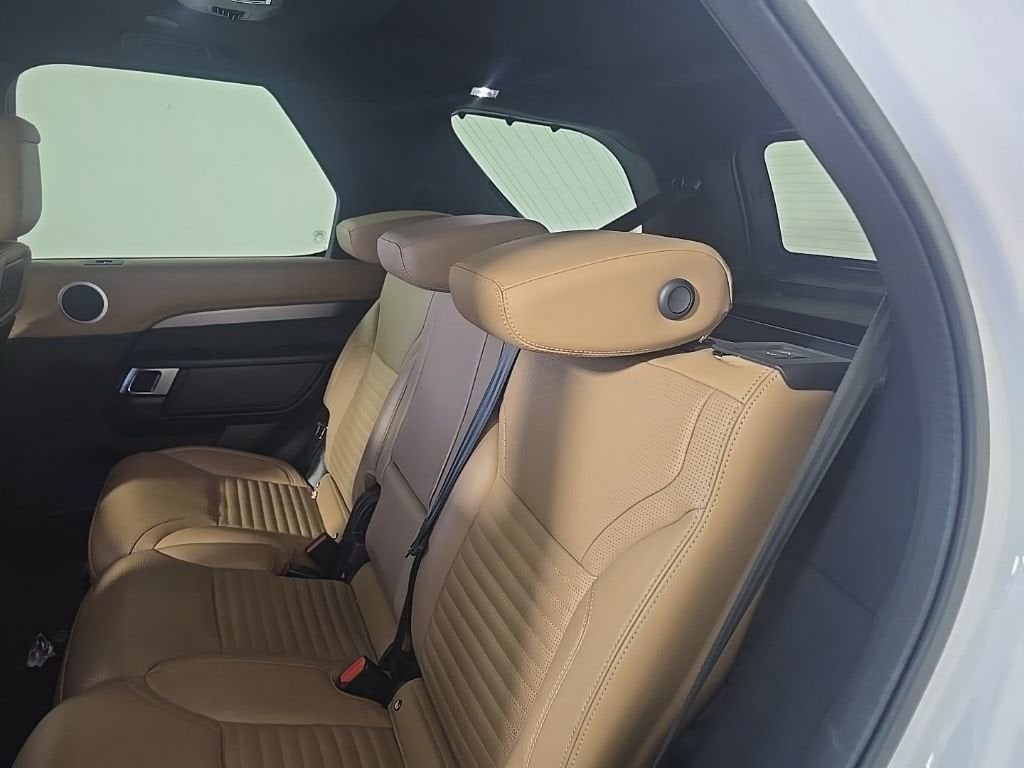 2023 Land Rover Discovery HSE R-Dynamic