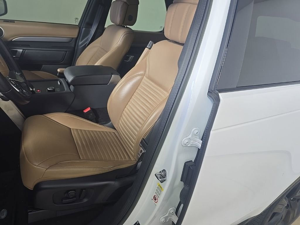 2023 Land Rover Discovery HSE R-Dynamic