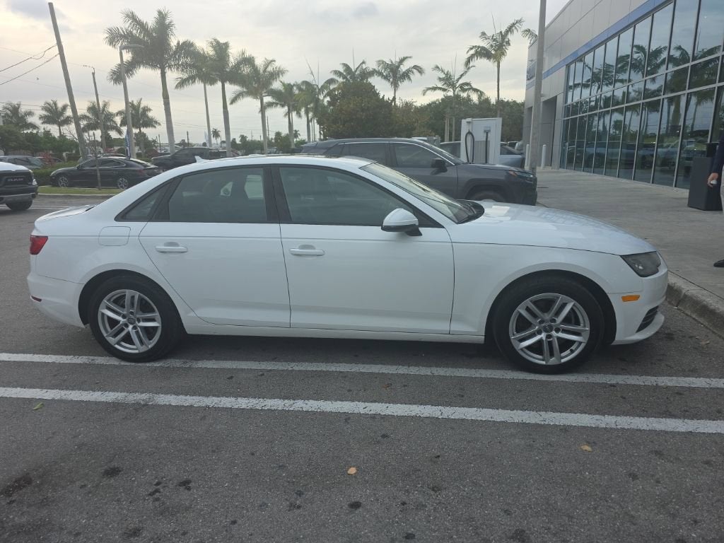 2017 Audi A4 ultra Premium