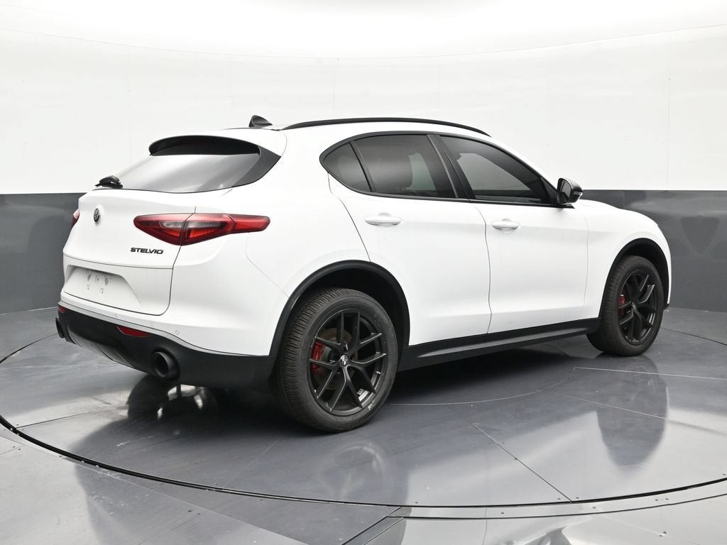 2020 Alfa Romeo Stelvio RWD