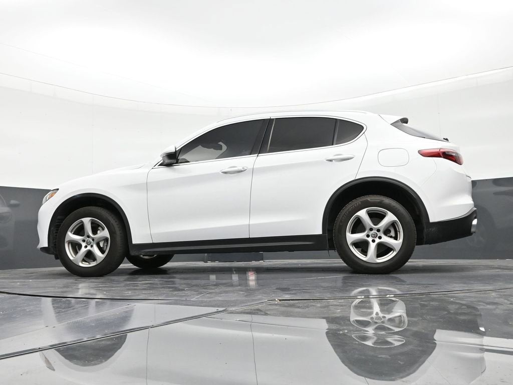 2020 Alfa Romeo Stelvio Base