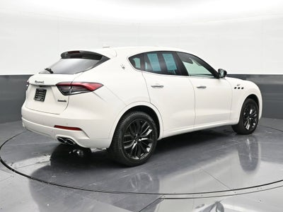 2024 Maserati Levante GT Ultima
