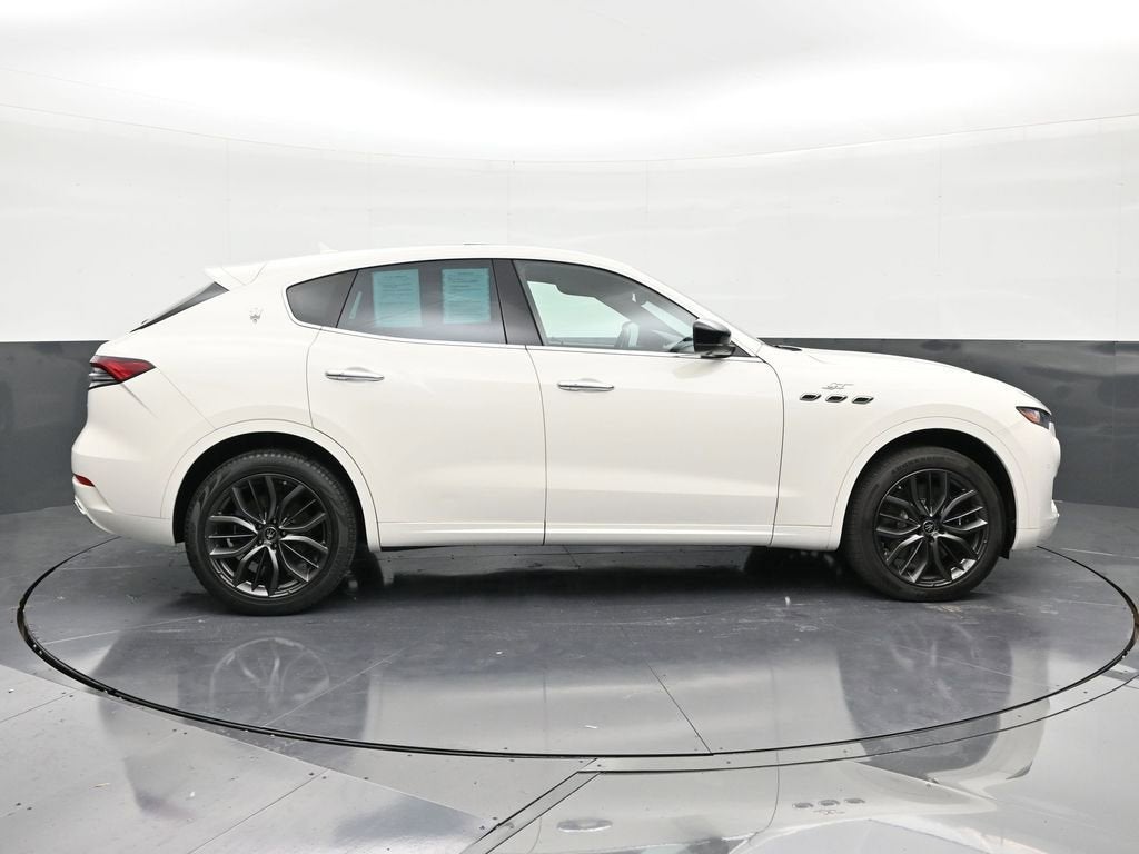 2024 Maserati Levante GT Ultima