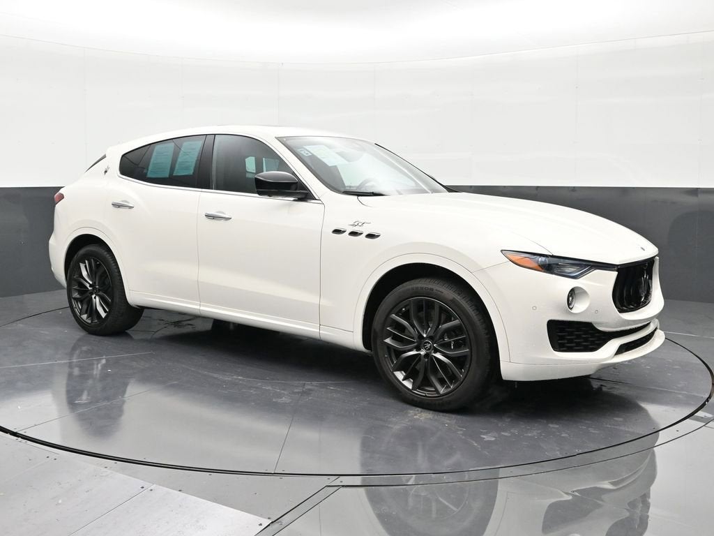 2024 Maserati Levante GT Ultima