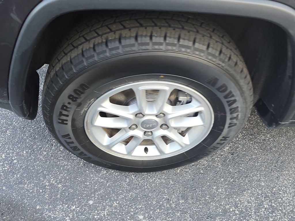 2019 Jeep Grand Cherokee Laredo E