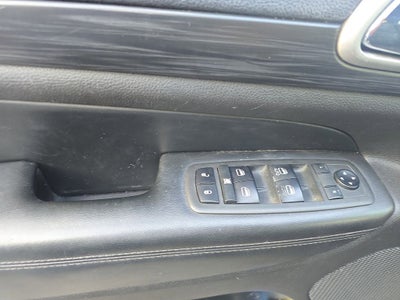 2019 Jeep Grand Cherokee Laredo E