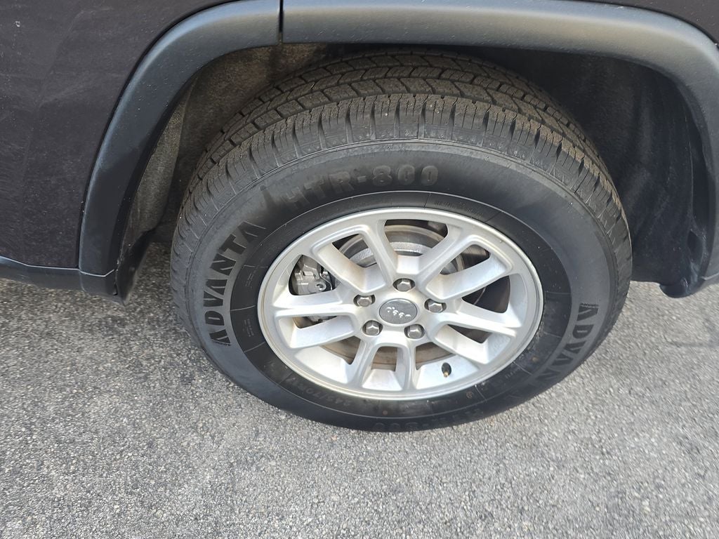 2019 Jeep Grand Cherokee Laredo E