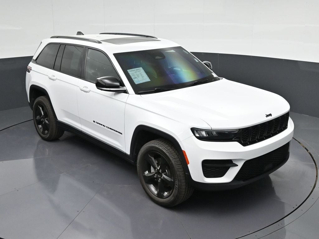 2022 Jeep Grand Cherokee Altitude