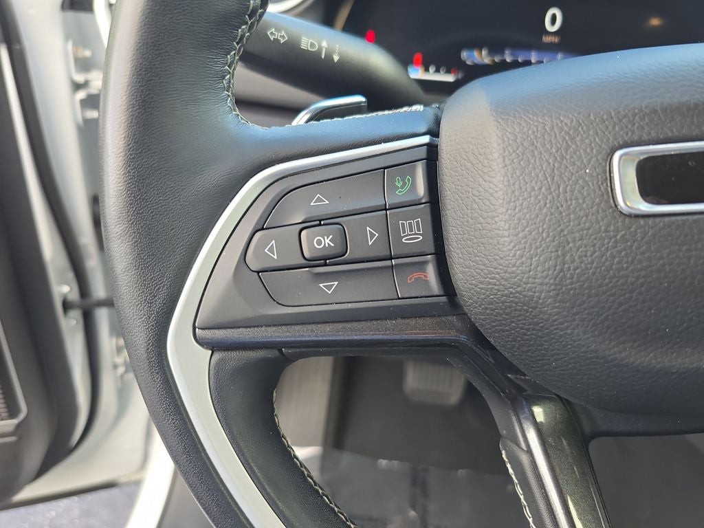 2022 Jeep Grand Cherokee L Laredo