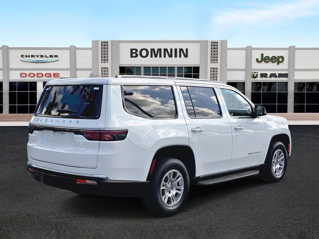 2024 Jeep Wagoneer Base
