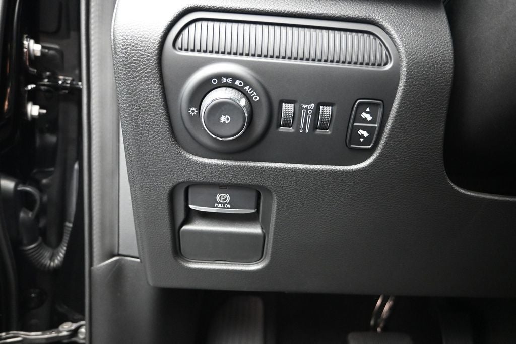 2024 Jeep Wagoneer Base