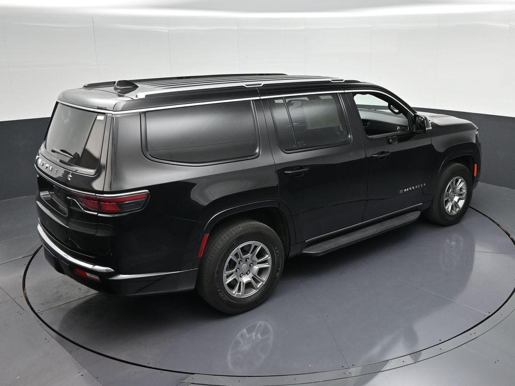 2024 Jeep Wagoneer Base