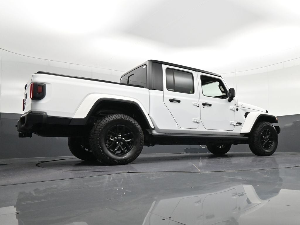 2022 Jeep Gladiator Sport