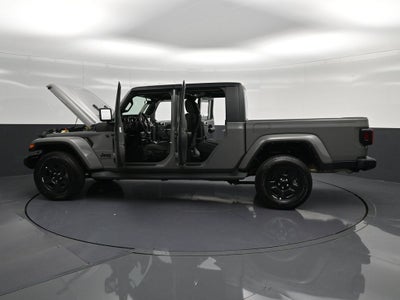 2022 Jeep Gladiator Sport