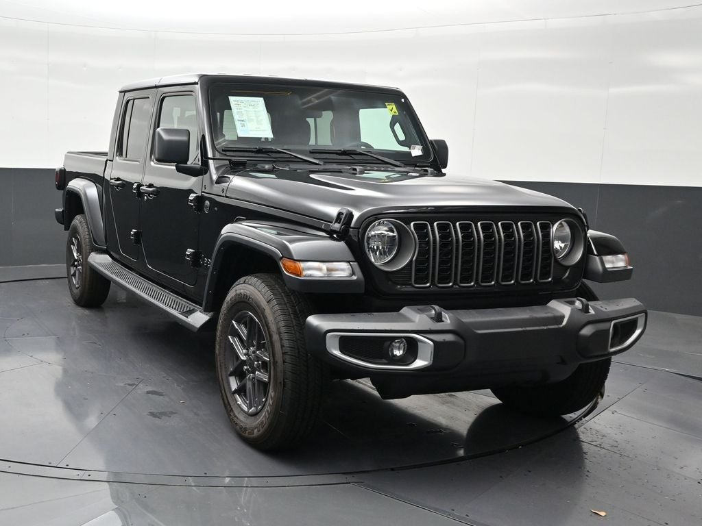 2025 Jeep Gladiator Sport S