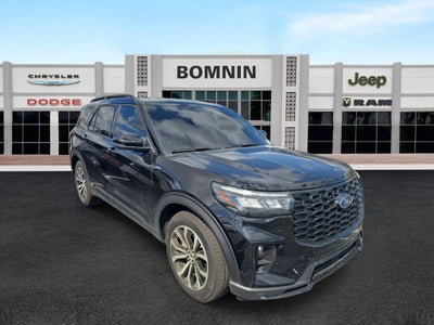 2025 Ford Explorer ST-Line