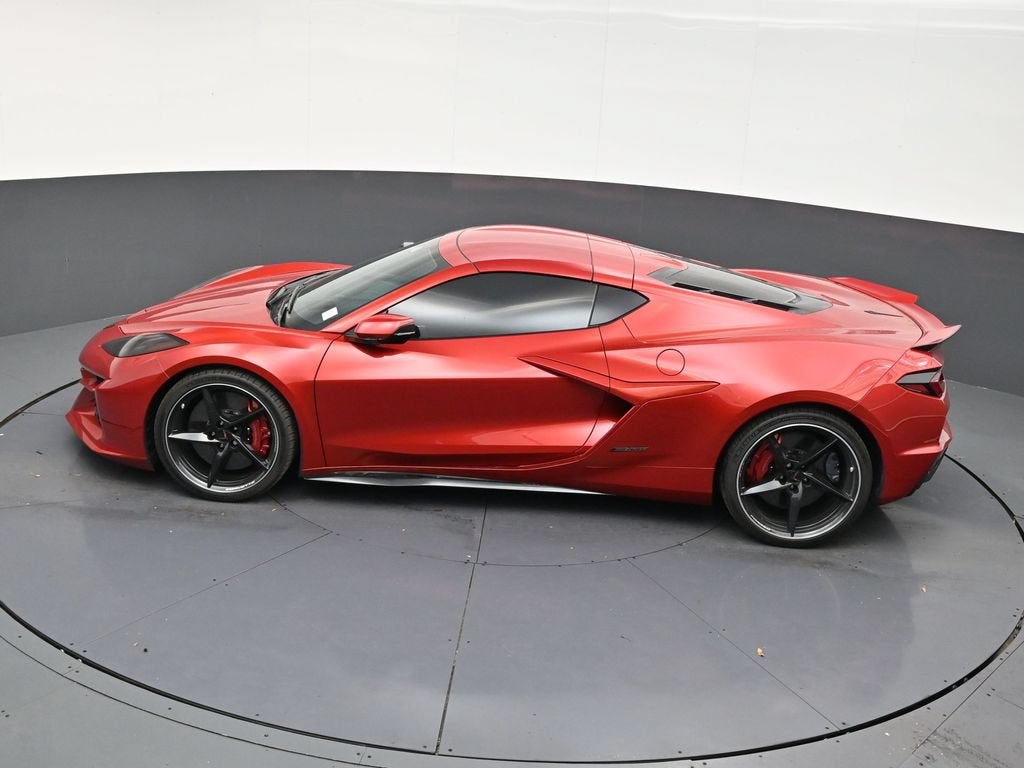 2025 Chevrolet Corvette E-Ray 2LZ