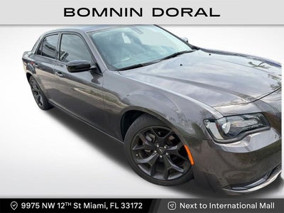 2022 Chrysler 300 Touring