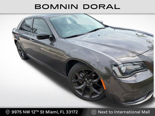2022 Chrysler 300 Touring
