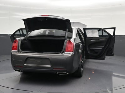 2022 Chrysler 300 Touring