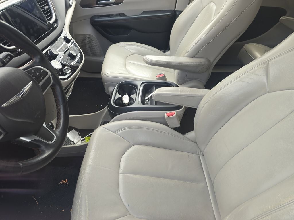 2017 Chrysler Pacifica Touring L