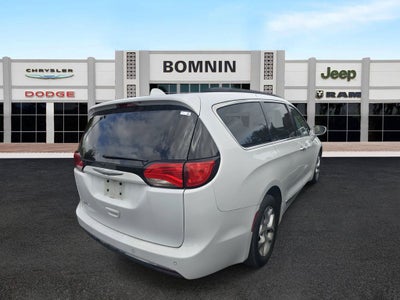 2017 Chrysler Pacifica Touring L