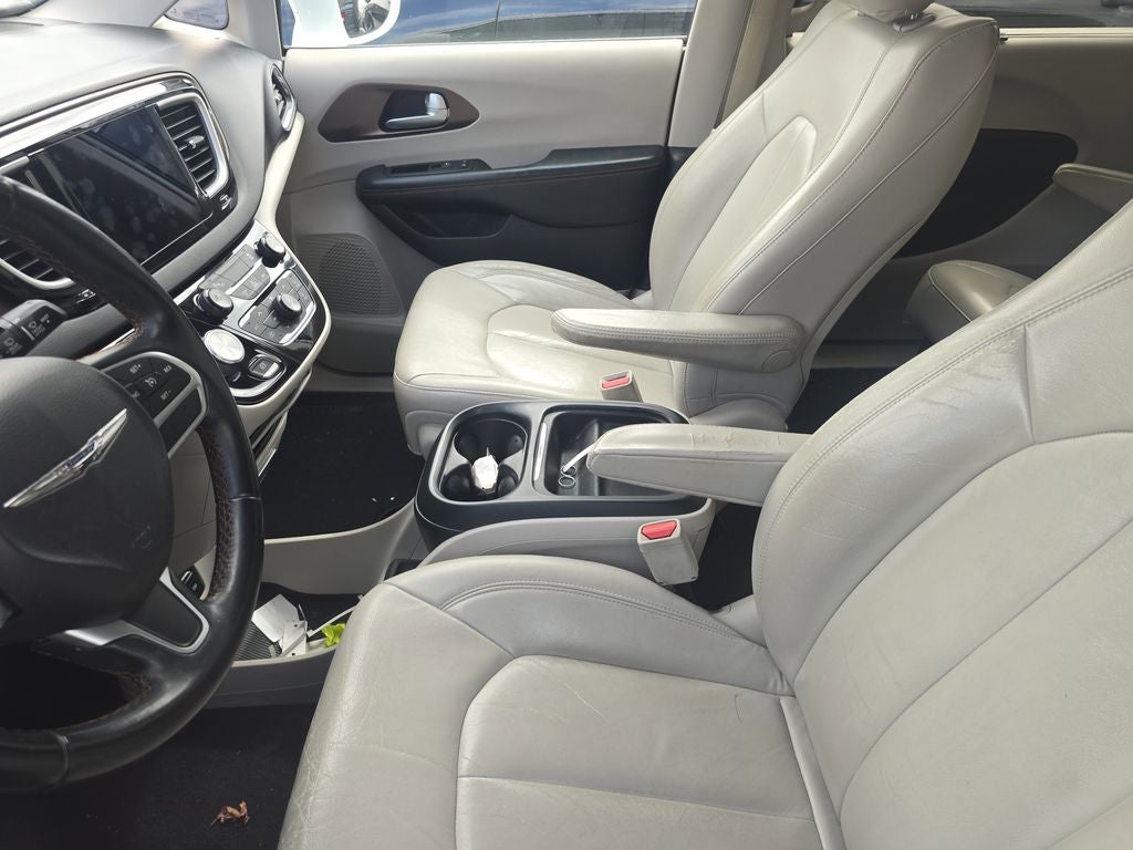 2017 Chrysler Pacifica Touring L