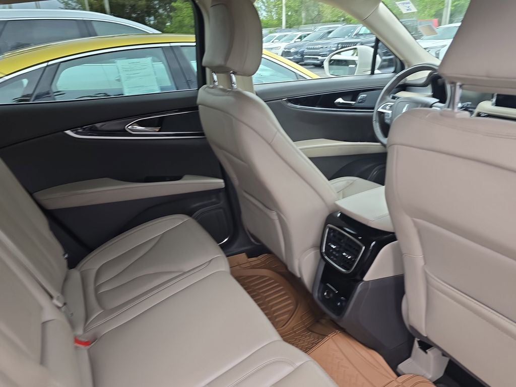 2022 Lincoln Nautilus Standard