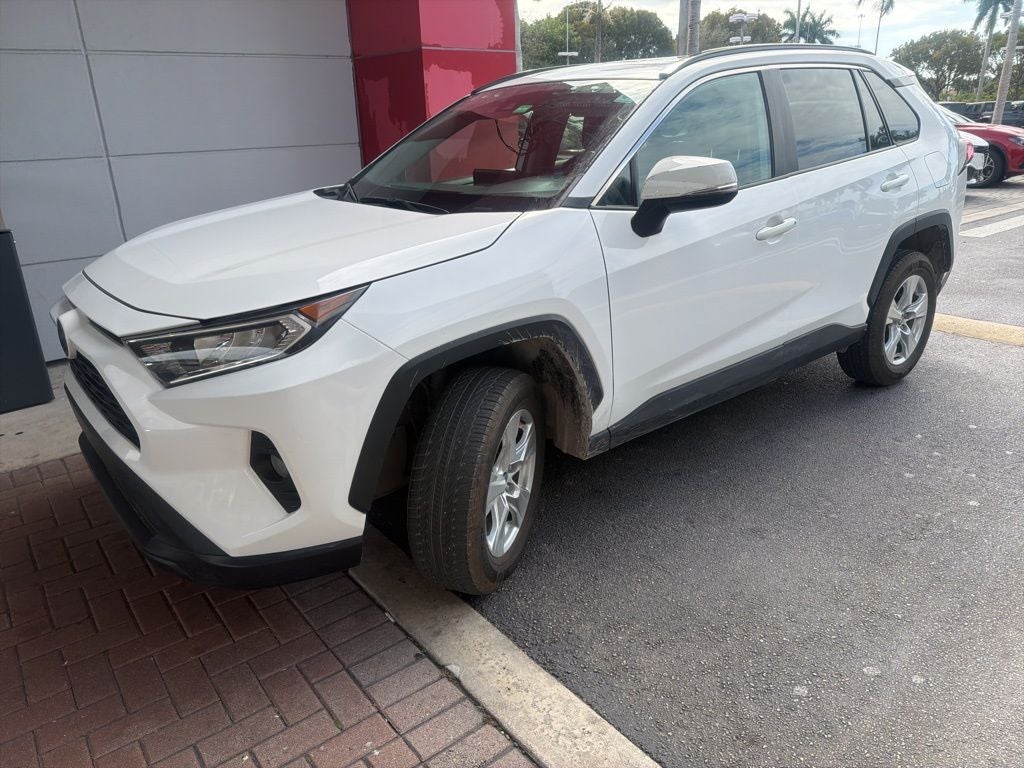 2021 Toyota RAV4 XLE