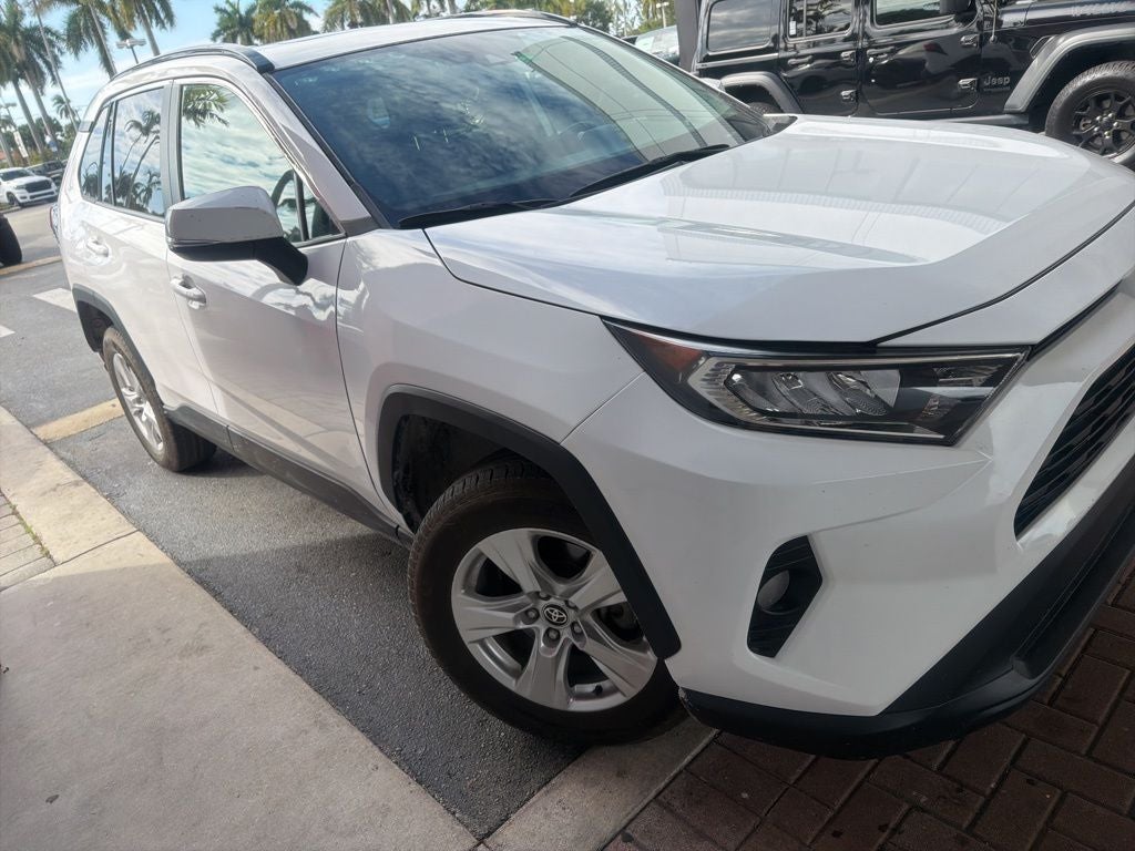 2021 Toyota RAV4 XLE