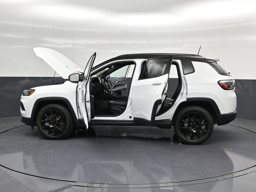 2023 Jeep Compass Altitude