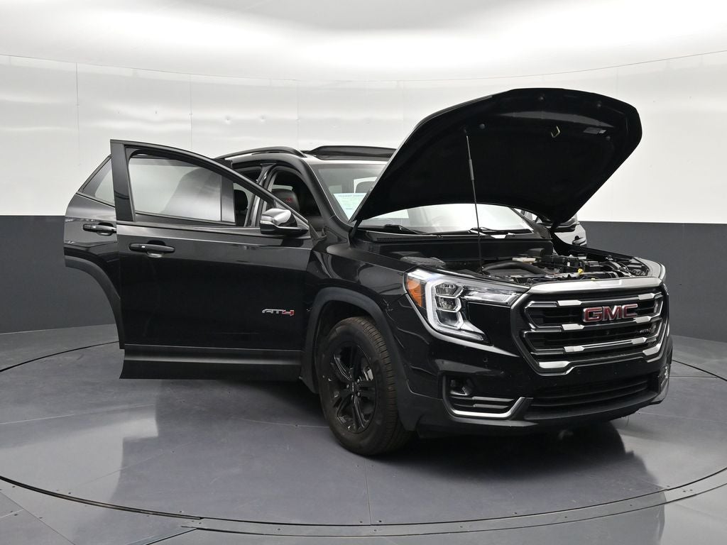2023 GMC Terrain AT4