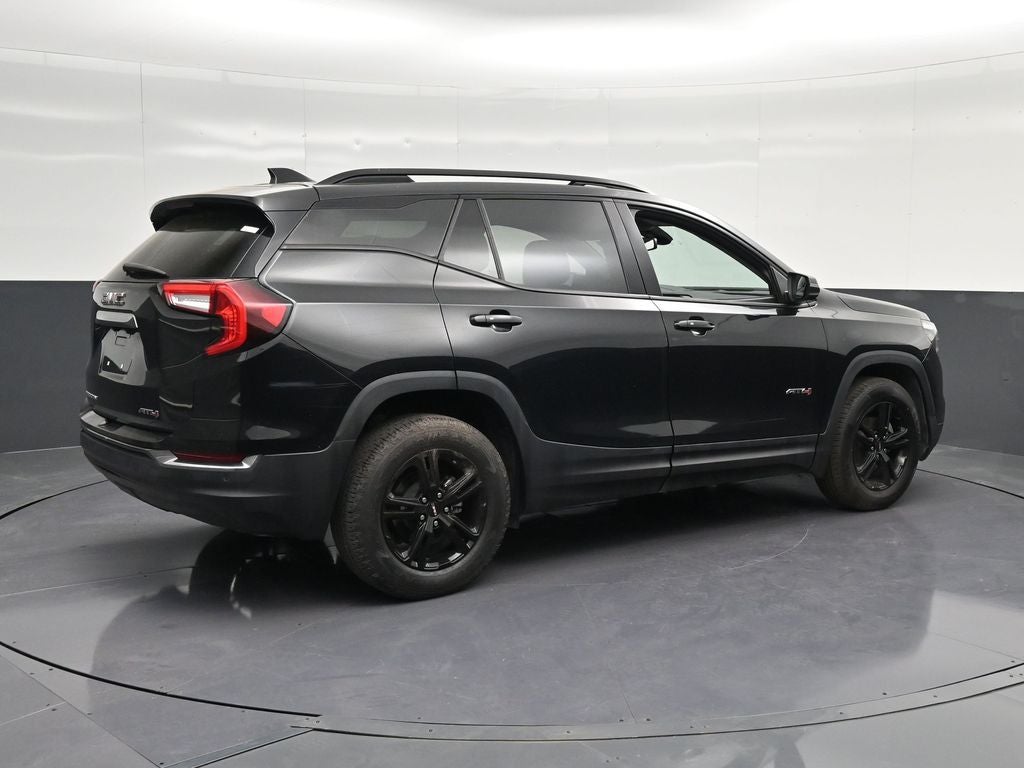 2023 GMC Terrain AT4
