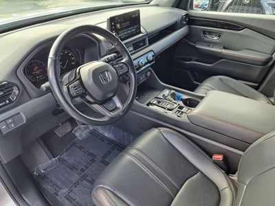 2023 Honda Pilot TrailSport
