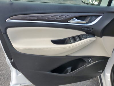 2022 Buick Enclave Avenir