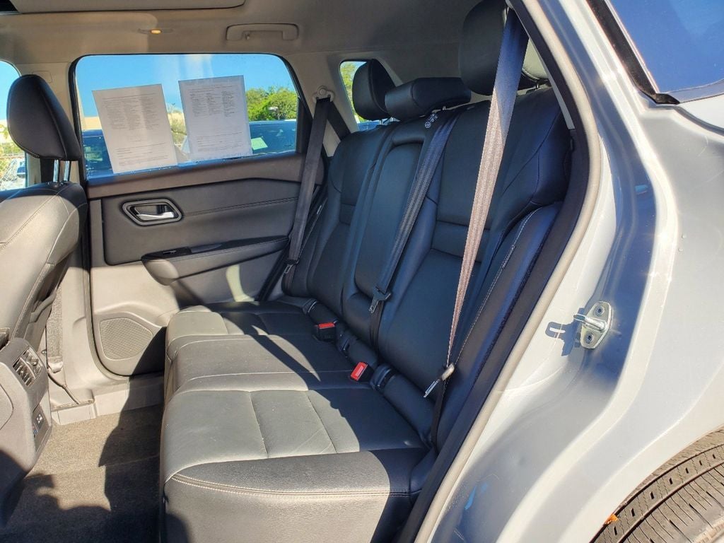 2022 Nissan Rogue SL