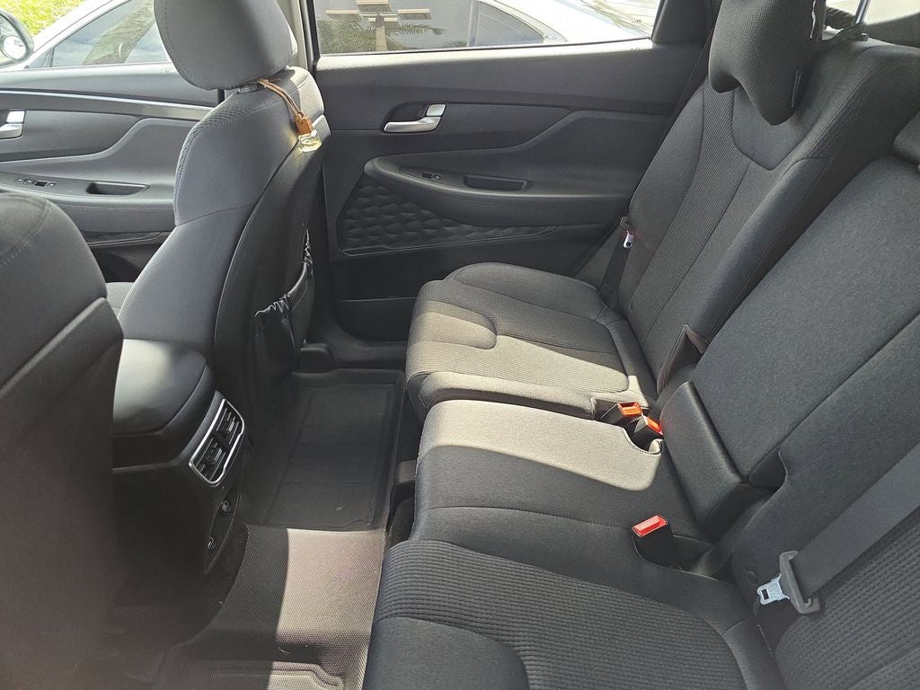 2021 Hyundai Santa Fe SE