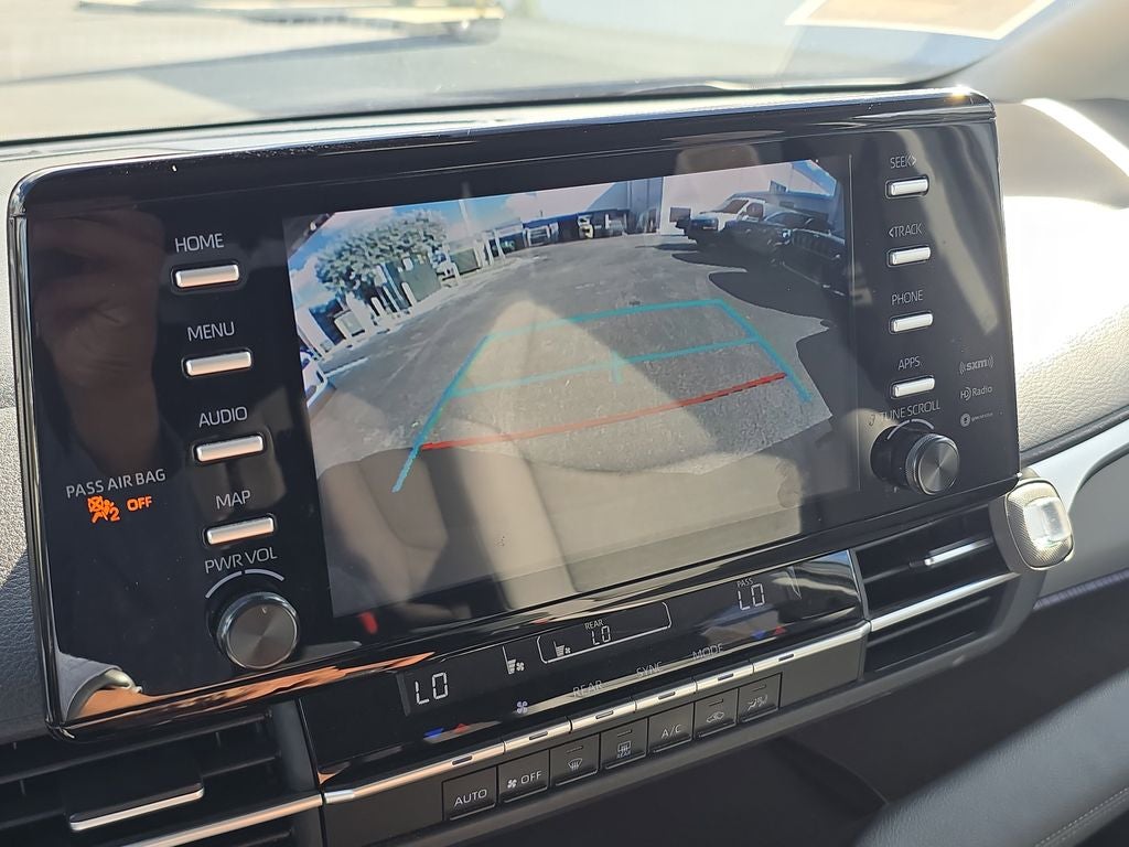 2023 Toyota Sienna LE 8 Passenger