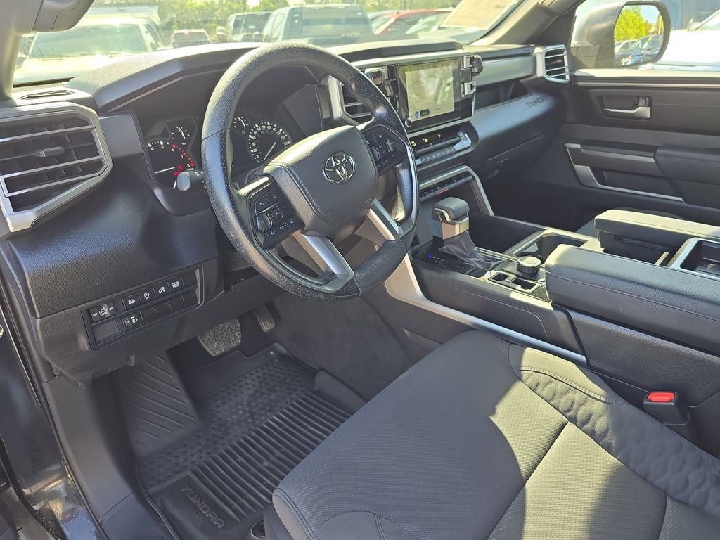 2025 Toyota Tundra SR5