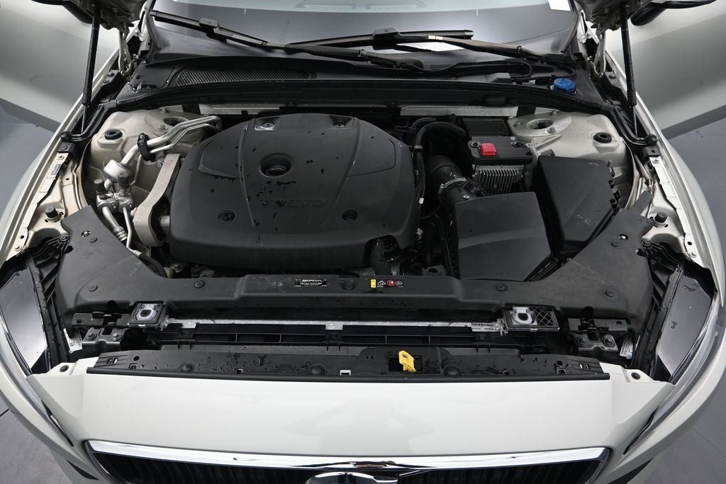2020 Volvo S60 T5 Momentum