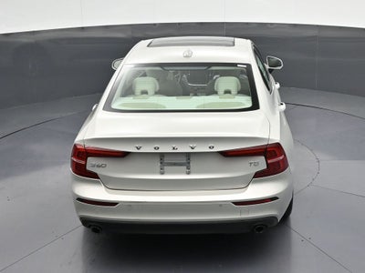 2020 Volvo S60 T5 Momentum