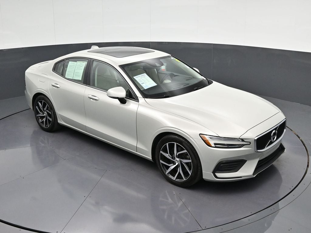 2020 Volvo S60 T5 Momentum