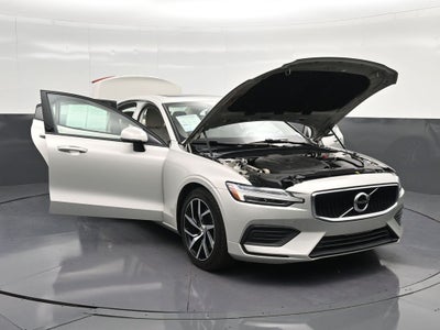 2020 Volvo S60 T5 Momentum