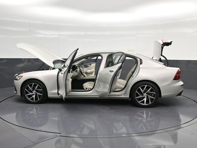 2020 Volvo S60 T5 Momentum