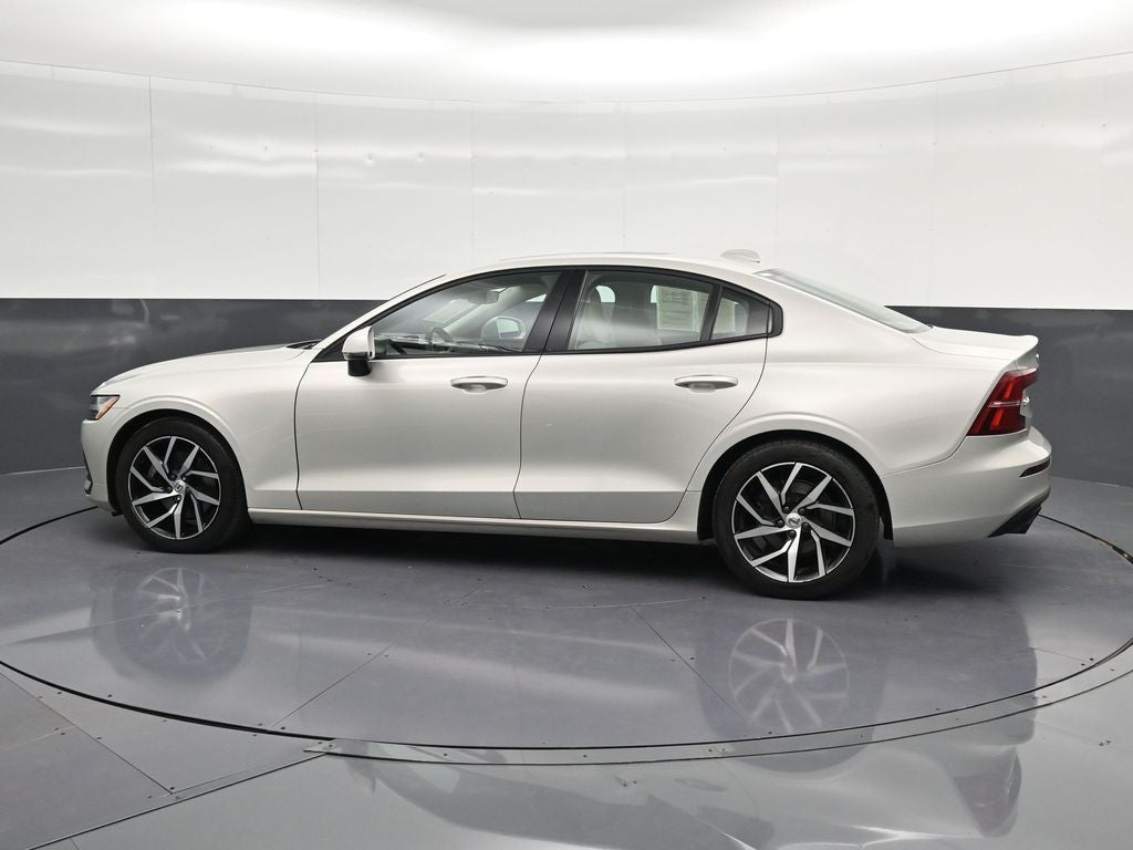 2020 Volvo S60 T5 Momentum