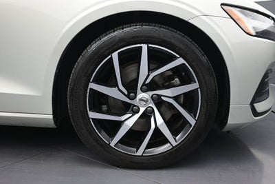 2020 Volvo S60 T5 Momentum