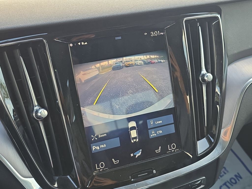 2020 Volvo S60 T5 Momentum